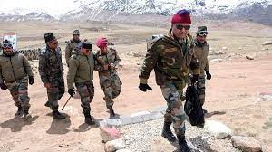 Army Chief: बॉर्डर के दोनों ओर सेना की भारी तैनाती, आर्मी चीफ मनोज पांडे बोले- चीन का पीछे हटने का इरादा…