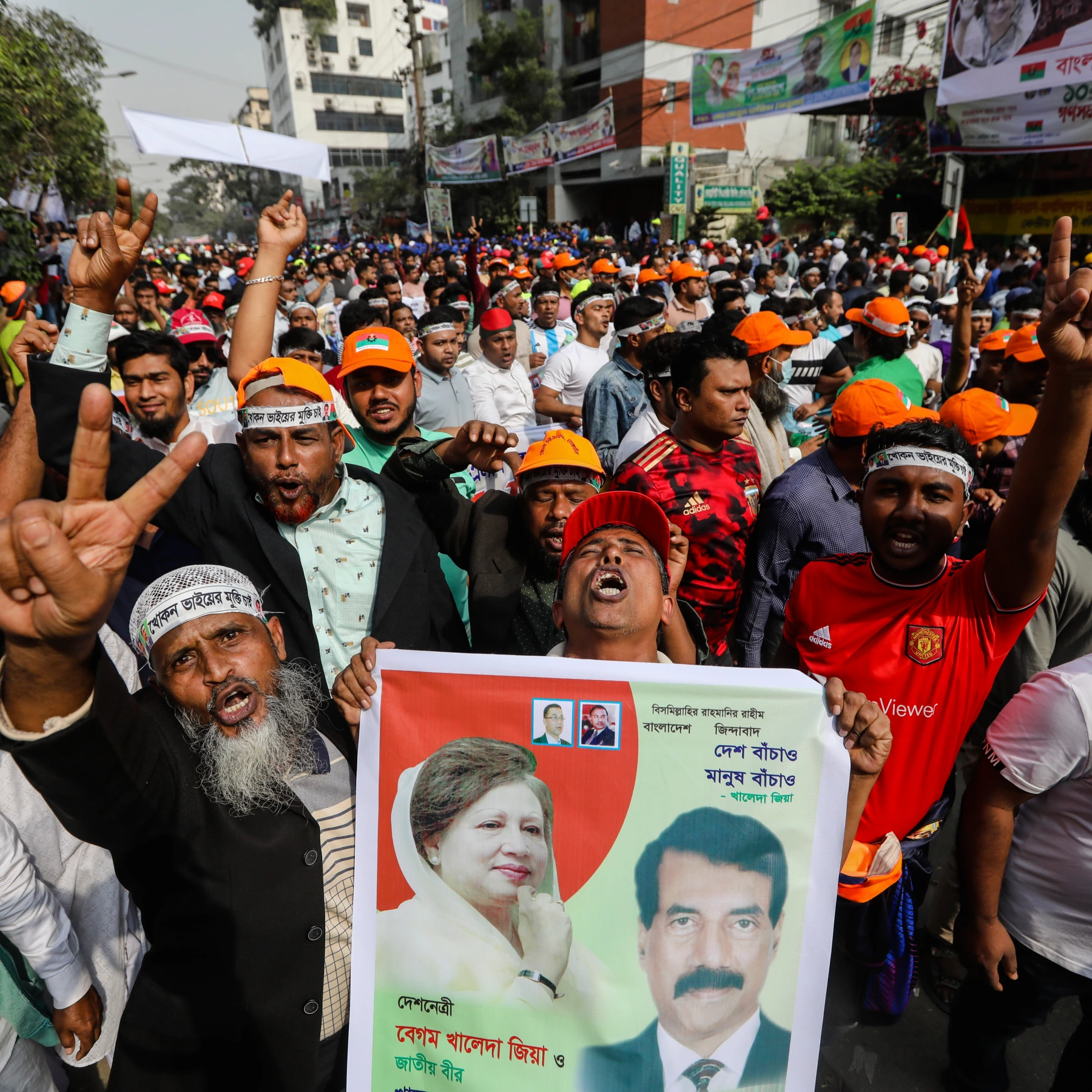 प्रधानमंत्री शेख हसीना के खिलाफ बांग्लादेश में खुला मोर्चा !