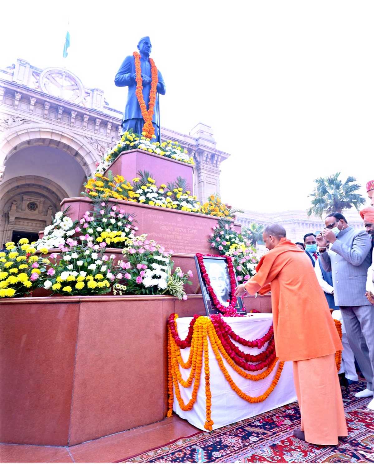 Chaudahry Charan Singh Jayanti : मुरादाबाद में सीएम योगी ने उठाया उपराष्ट्रपति की नकल उतारने का मुद्दा 