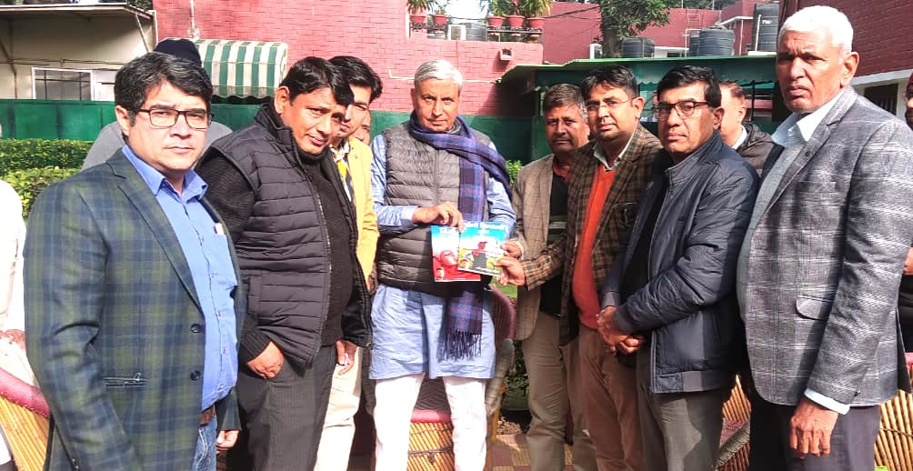 हरियाणा के कृषि एवं पशुपालन मंत्री जेपी दलाल ने डॉ. सत्यवान सौरभ की पुस्तक ‘खेती किसानी और पशुपालन’ किया लोकार्पण 