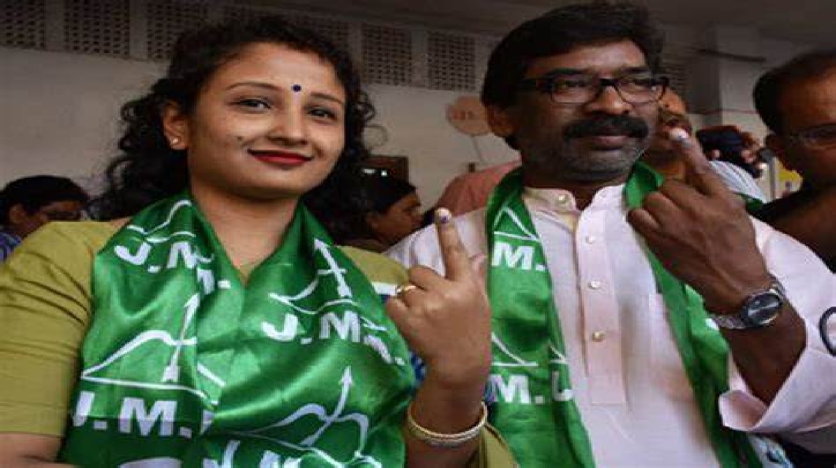 क्या अपनी पत्नी को सीएम बनाएंगे हेमंत सोरेन?