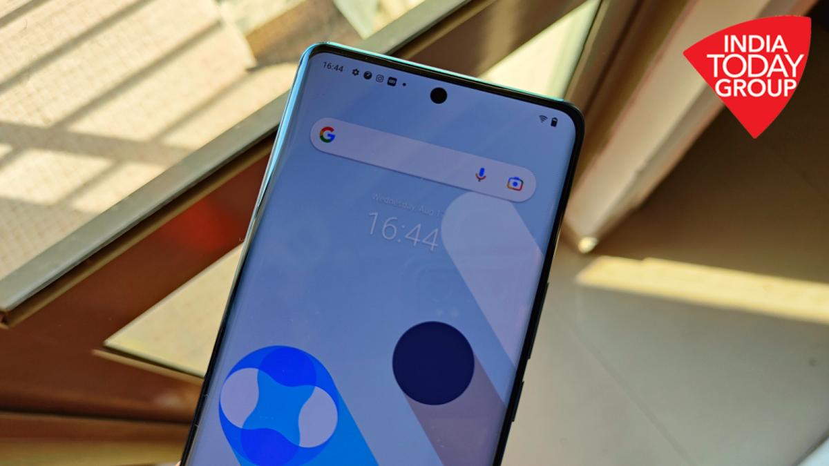 सरकार का बड़ा तोहफा! 15000 रुपये तक सस्ते हो जाएंगे फोन