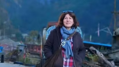 पत्रकारिता  की आड़ में भारत के खिलाफ जहर उगल रही थी फ्रेंच जर्नलिस्ट , सरकार  ने कैंसल किया लाइसेंस तो छोड़ना पड़ा देश