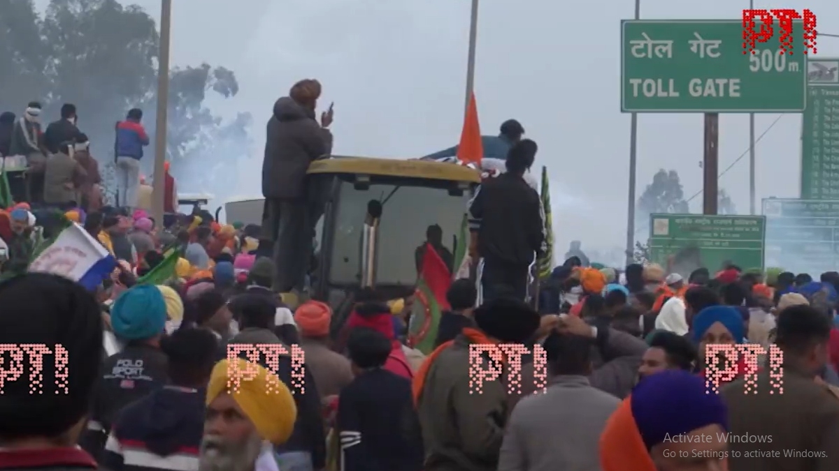 Farmers Protest : पंजाब के बाद अब हरियाणा के भी टोल फ्री! किसानों का ऐलान कल से तीन घंटे नहीं लगेंगे पैसे