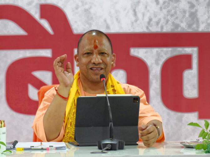 3 मार्च तक हो सकता है योगी कैबिनेट का विस्‍तार, OP राजभर का इंतजार होगा खत्‍म!