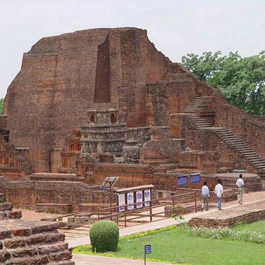 नालंदा विश्वविद्यालय के उद्घाटन हेतु प्रधानमंत्री से मनुहार