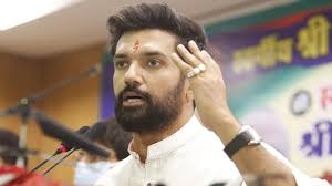 वंशवादियों का फायदा उठाते हुए कैसे होगा वंशवाद का विरोध ?