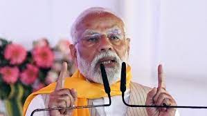 संदेशखाली की पांच पीड़ित महिलाओं से मिले प्रधानमंत्री नरेंद्र मोदी, दर्द सुनकर हुए भावुक