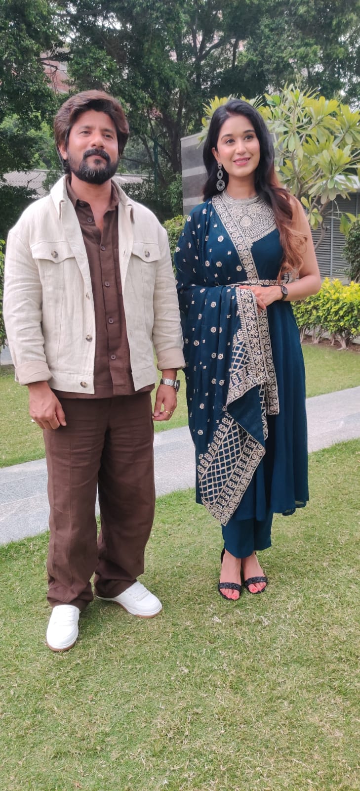 फिल्म प्रमोशन के लिए “द लॉस्ट गर्ल” की टीम पहुंची दिल्ली