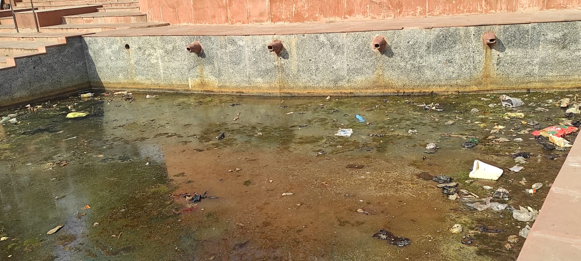 बिना जलस्रोत के निजी लाभ के लिए सरस्वती नदी को बनाया गया सरस्वती कुंड