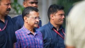 दिल्ली में केजरीवाल आखिर चाहते क्या हैं ?