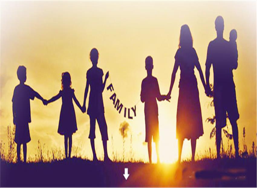 Family day Special : फूट-कलह ने खींच दी, हर आँगन दीवार