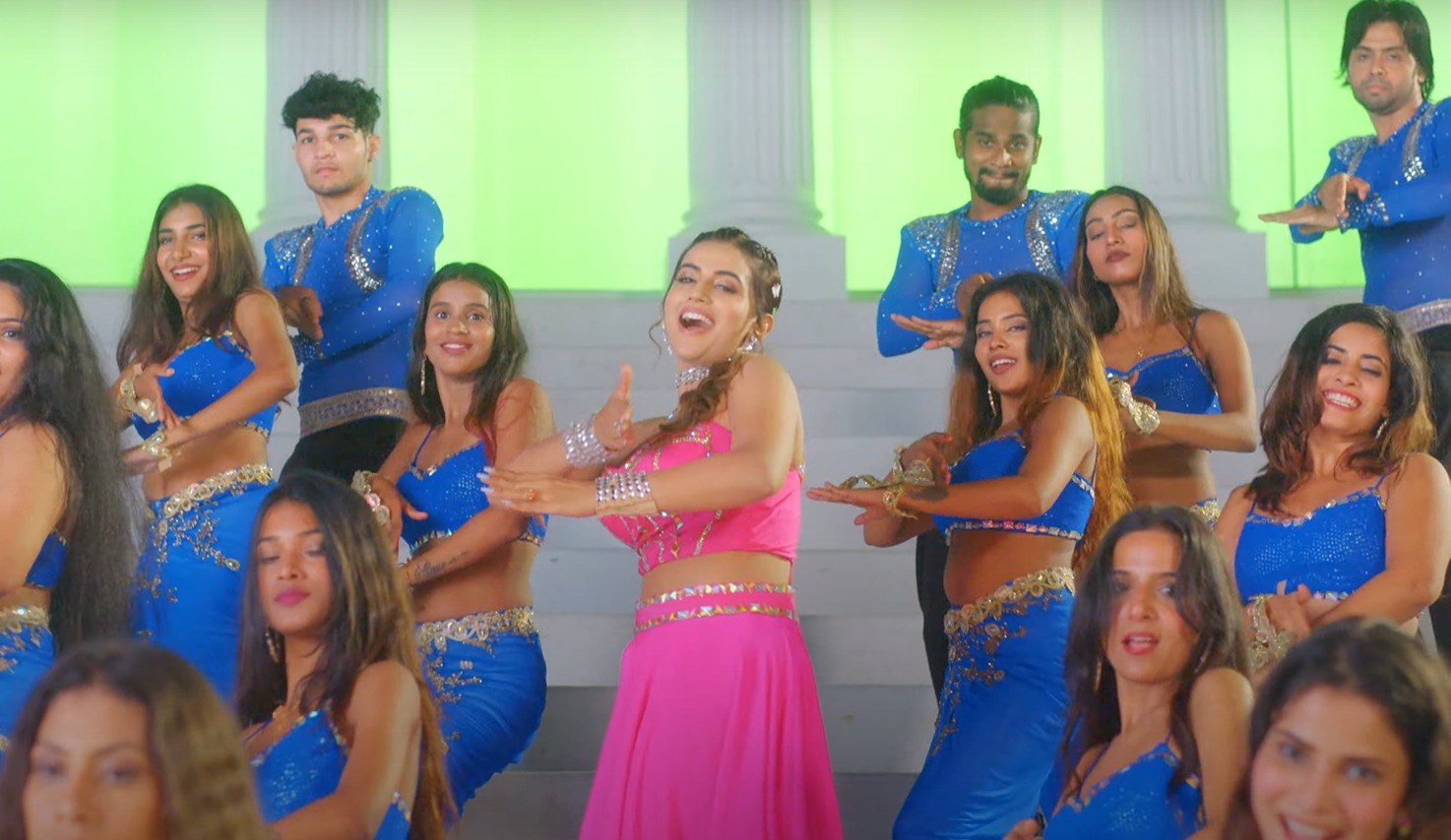 सुपर हॉट अक्षरा सिंह का घायल कर देने वाला गाना “अदा कातिलाना” रिलीज