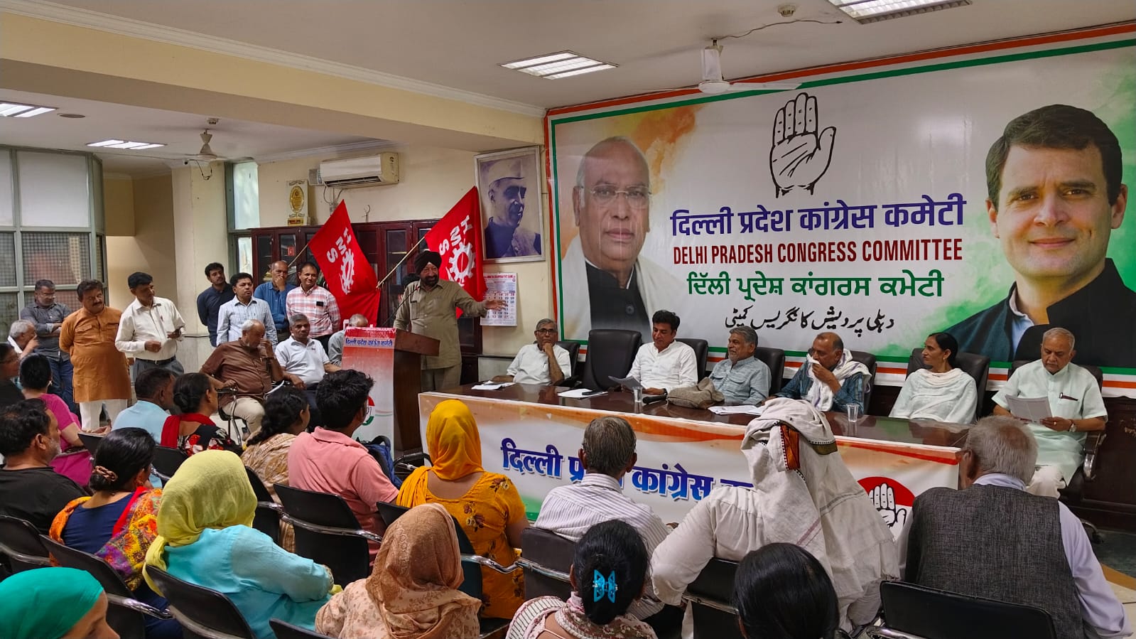 Lok Sabha Elections : हिन्द मजदूर सभा और समाजवादी समागम ने इंडिया गठबंधन को दिया समर्थन 