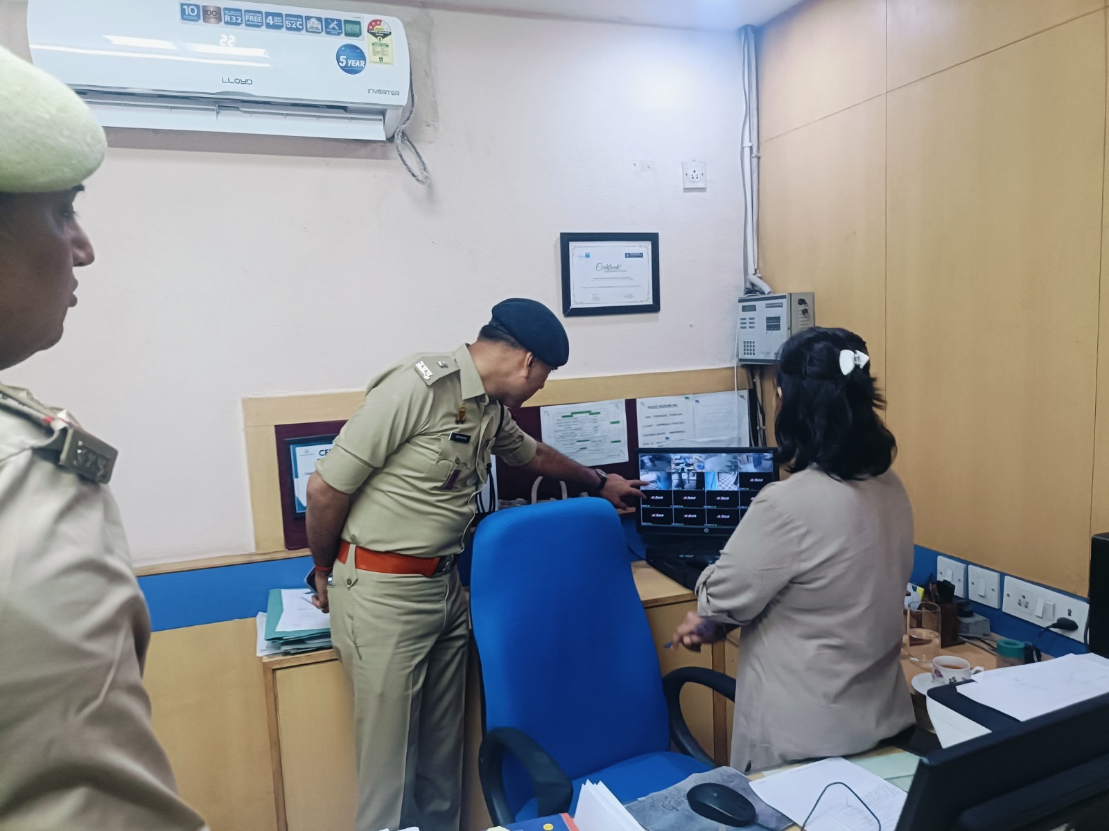 पुलिस ने बैंकों में चलाया सघन जांच अभियान