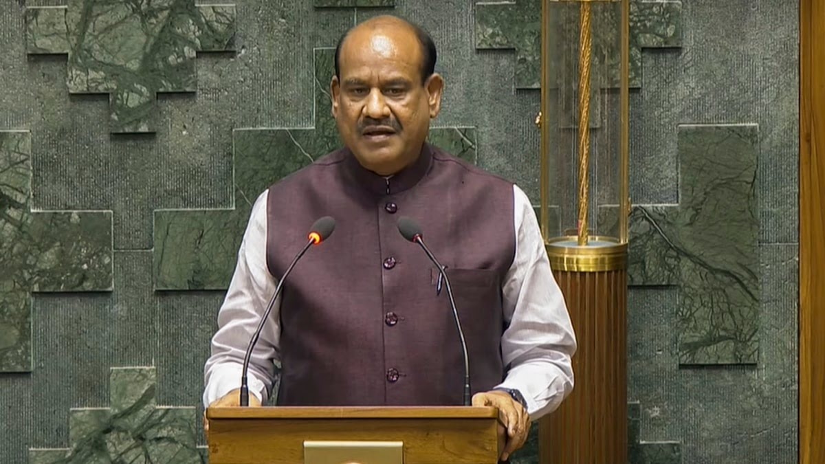 लोकसभा अध्यक्ष ओम बिरला ने इमरजेंसी की दिलाई याद , सदन ने रखा दो मिनट का मौन