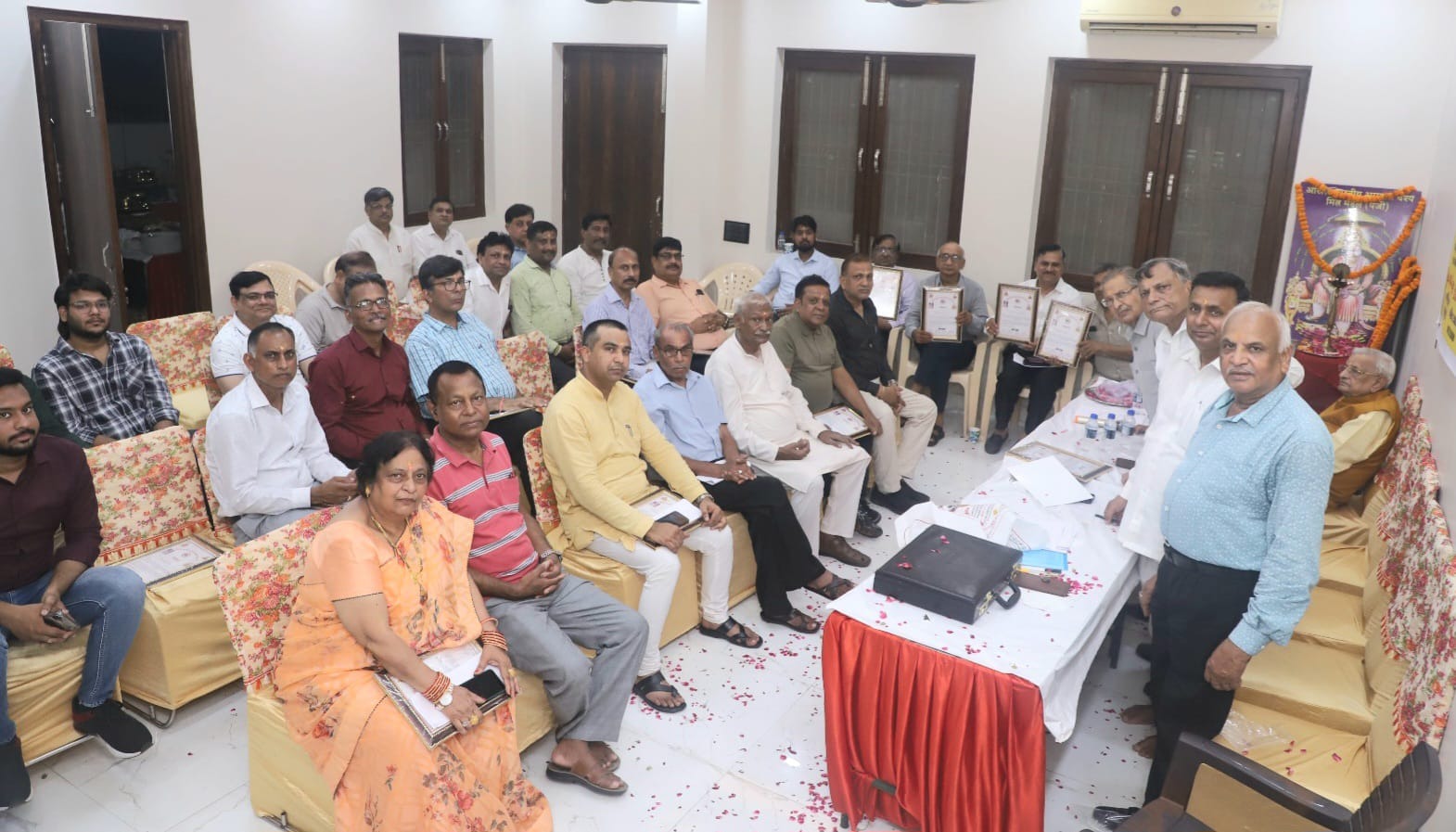 अखिल भारतीय अग्रवाल वैश्य मित्र मंडल की वार्षिक आमसभा संपन्न