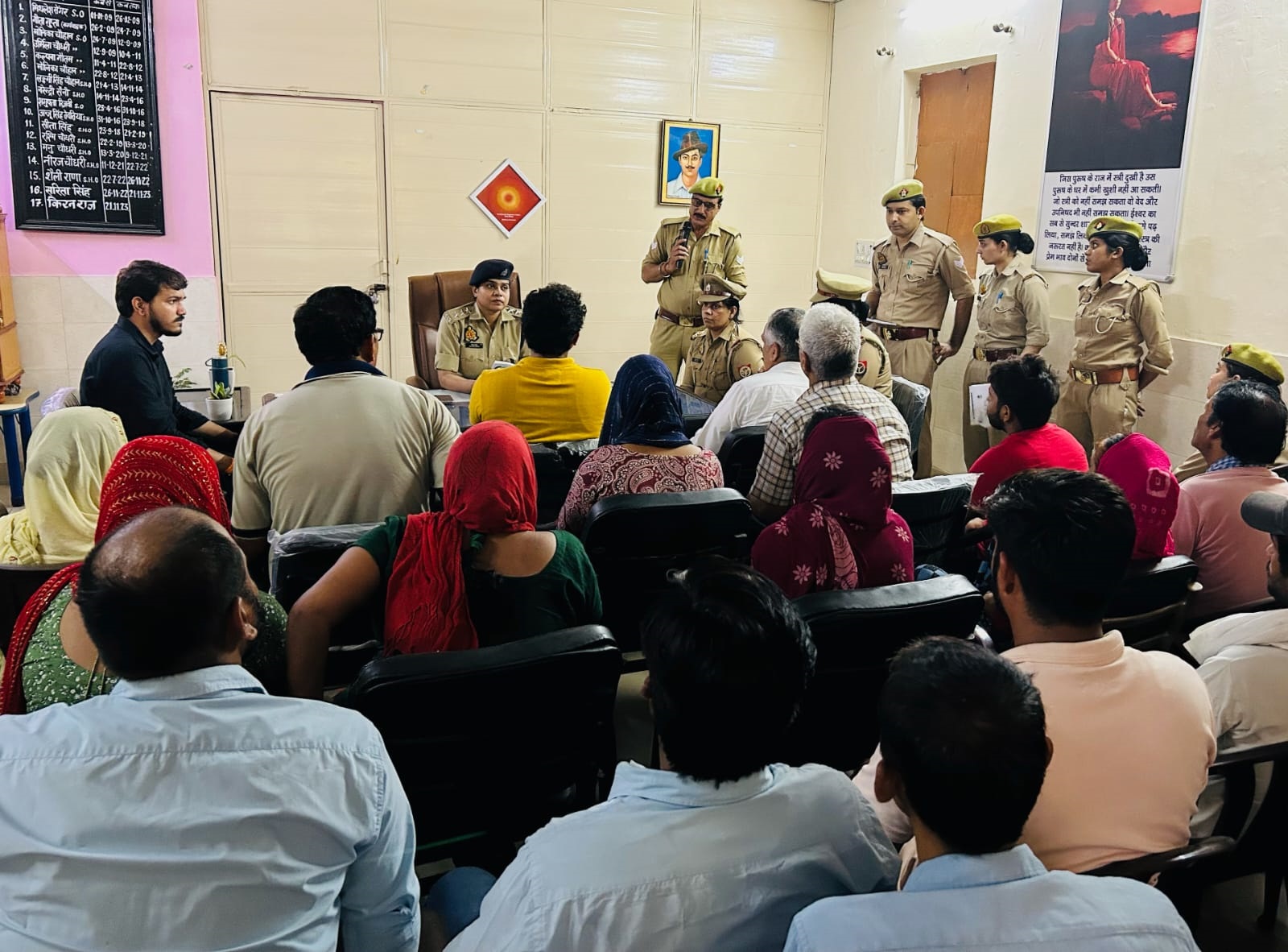 एसीपी ने नए कानून को लेकर चलाया जागरूकता कार्यक्रम