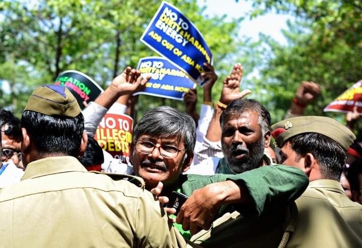 महिलाओं की सुरक्षा हेतु कोलकाता से शुरू हुए महिला डॉक्टरों के पक्ष में हो रहे जनआंदोलन को समर्पित-संघर्ष करो