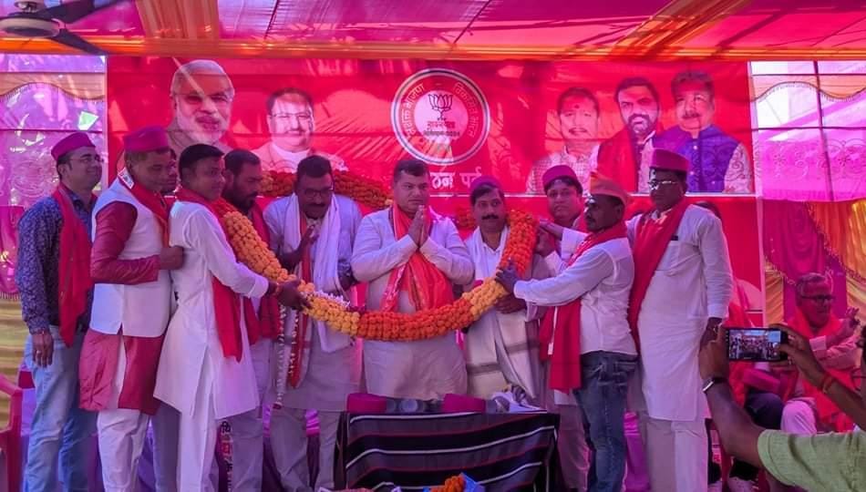 भाजपा के सदस्यता अभियान सह कार्यकर्ता अभिनंदन समारोह में शामिल हुए मंत्री
