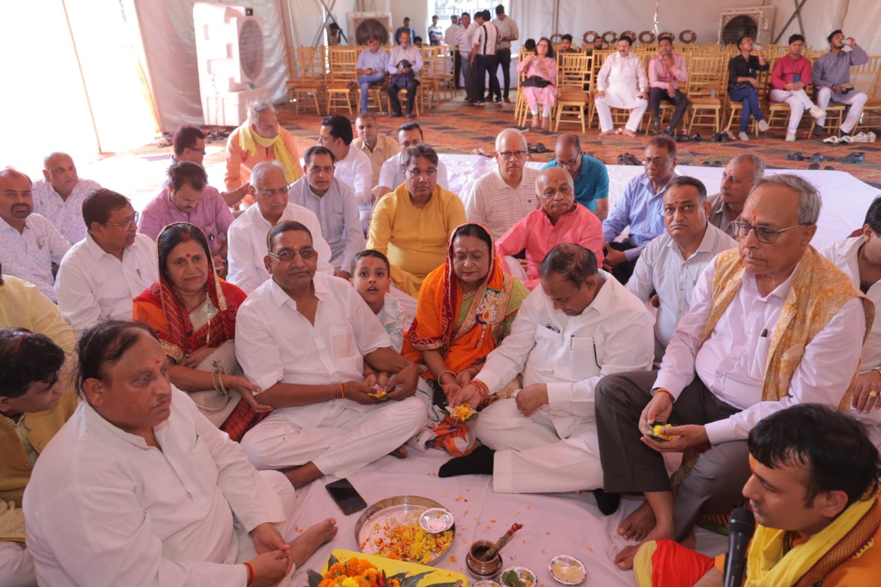 भूमिपूजन कर श्रीरामलीला मंचन की तैयारियों शुरू