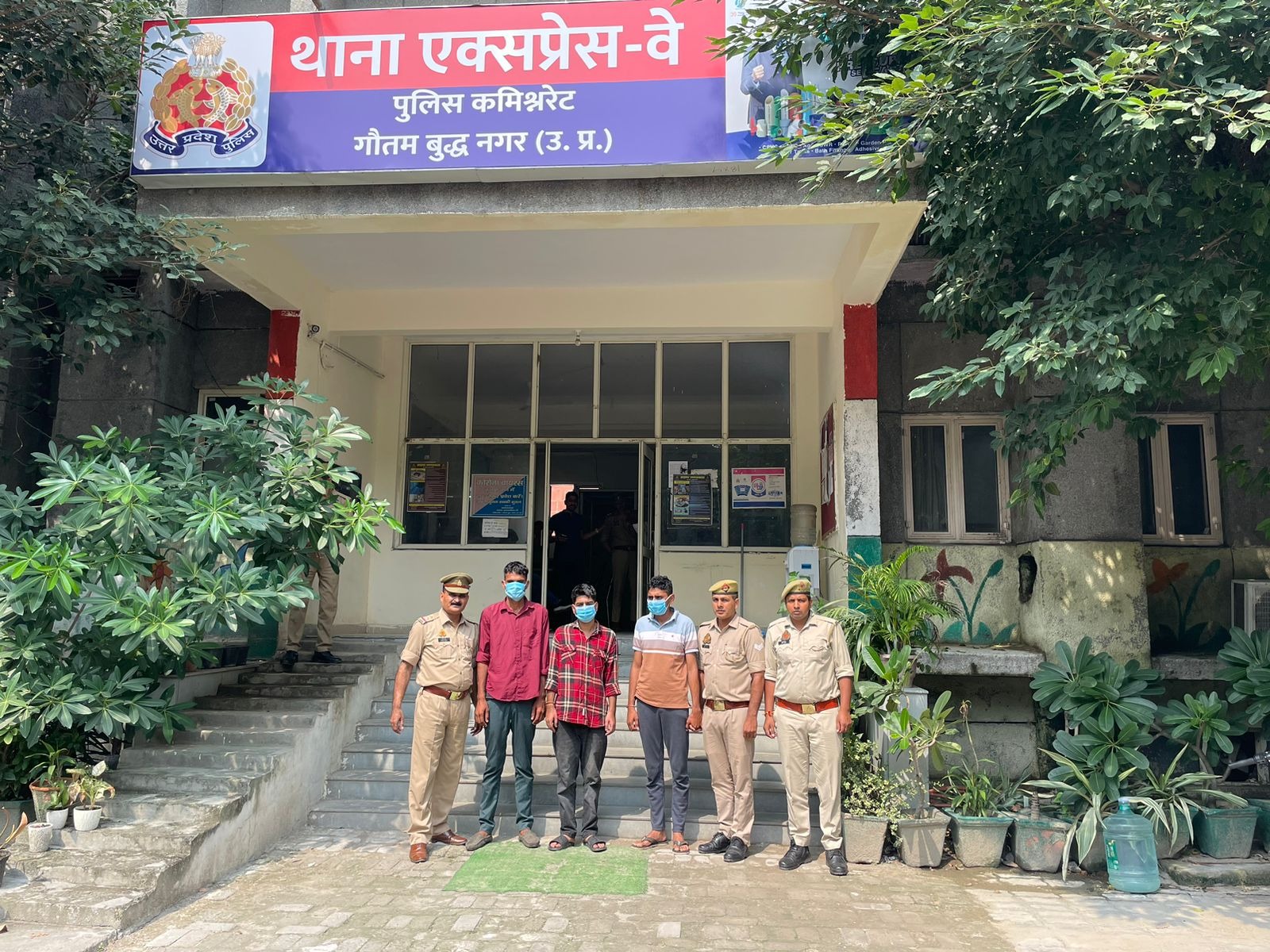 इंजीनियर ने 50 लाख की लालच में दोस्तों के संग अपहरण का रचा स्वांग, गिरफ्तार