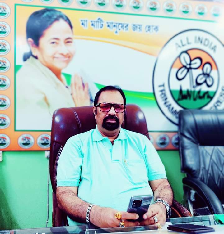 तृणमूल कांग्रेस के वरिष्ठ नेता वी शिवदासन दासू बने पश्चिम बर्दवान जिला परिषद के उपदेशक,जिला परिषद के सुचारू संचालन की जिम्मेदारी