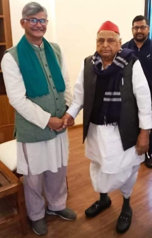 नेताजी ने समाजवादी आंदोलन को  की नई ऊर्जा प्रदान