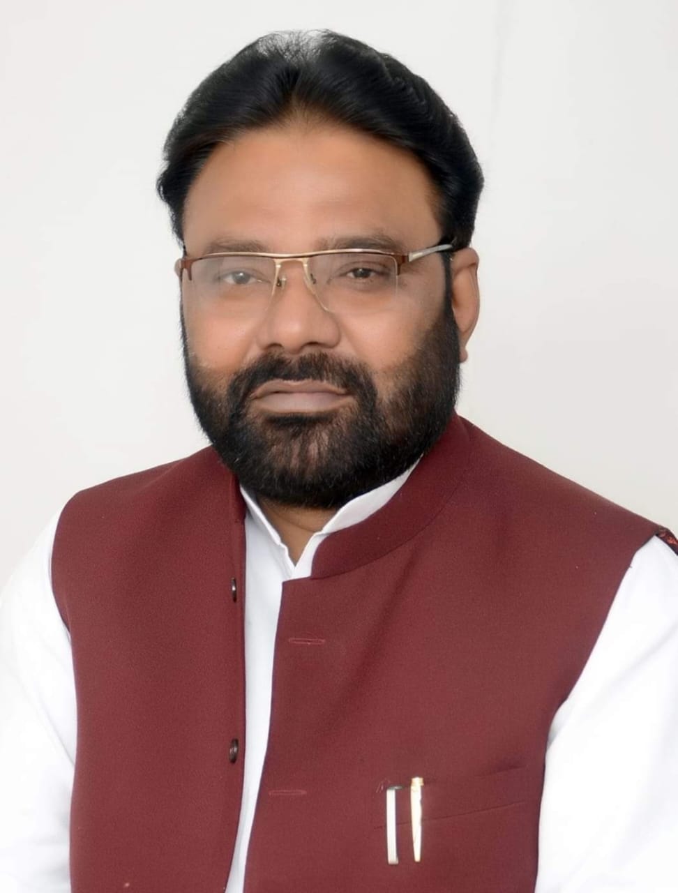 चुनाव प्रचार के लिये महाराष्ट्र पहुंचे मनोज पारस