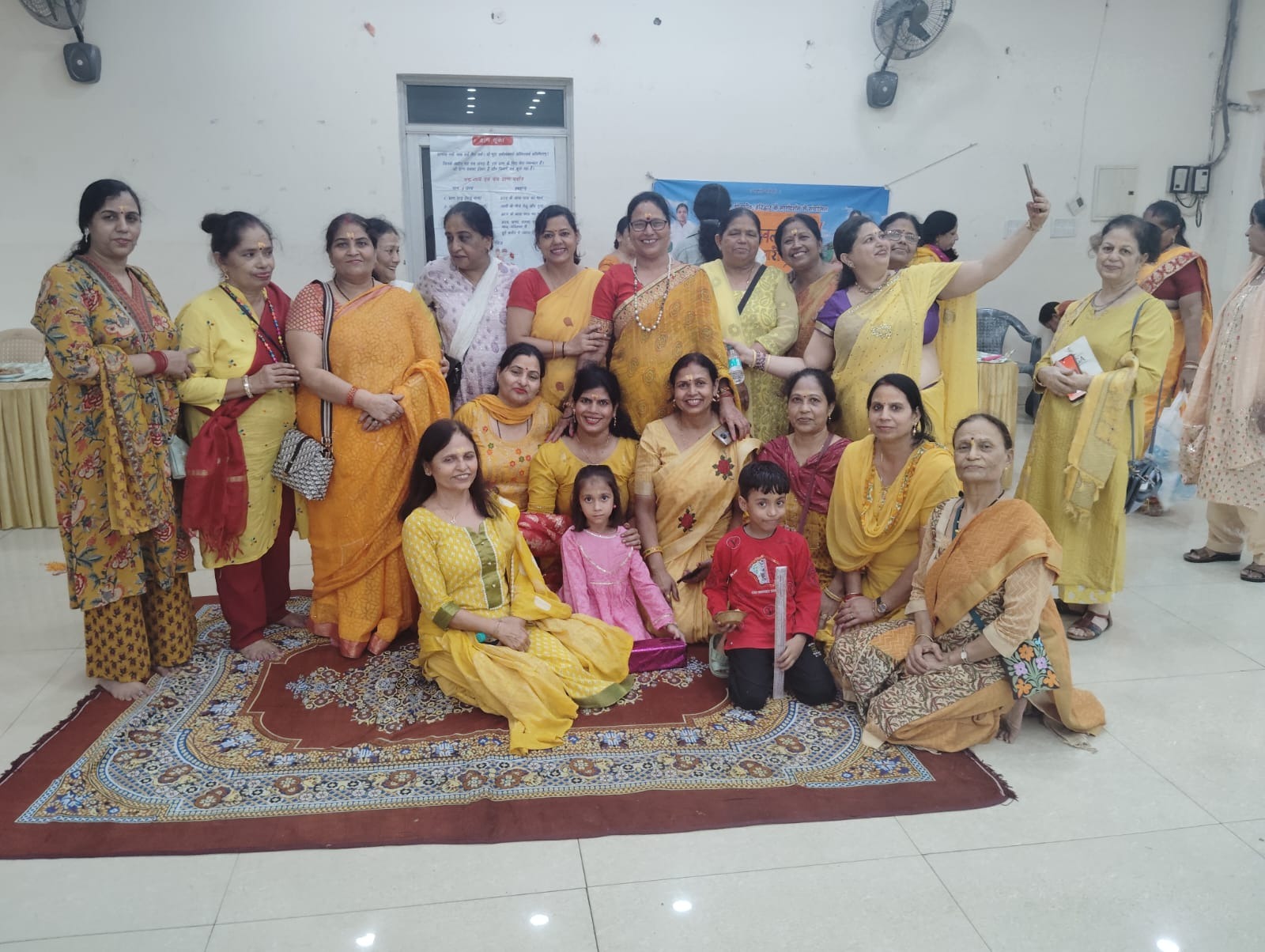 महिला पतंजलि योग समिति ने मनाया दिवाली मिलन समारोह