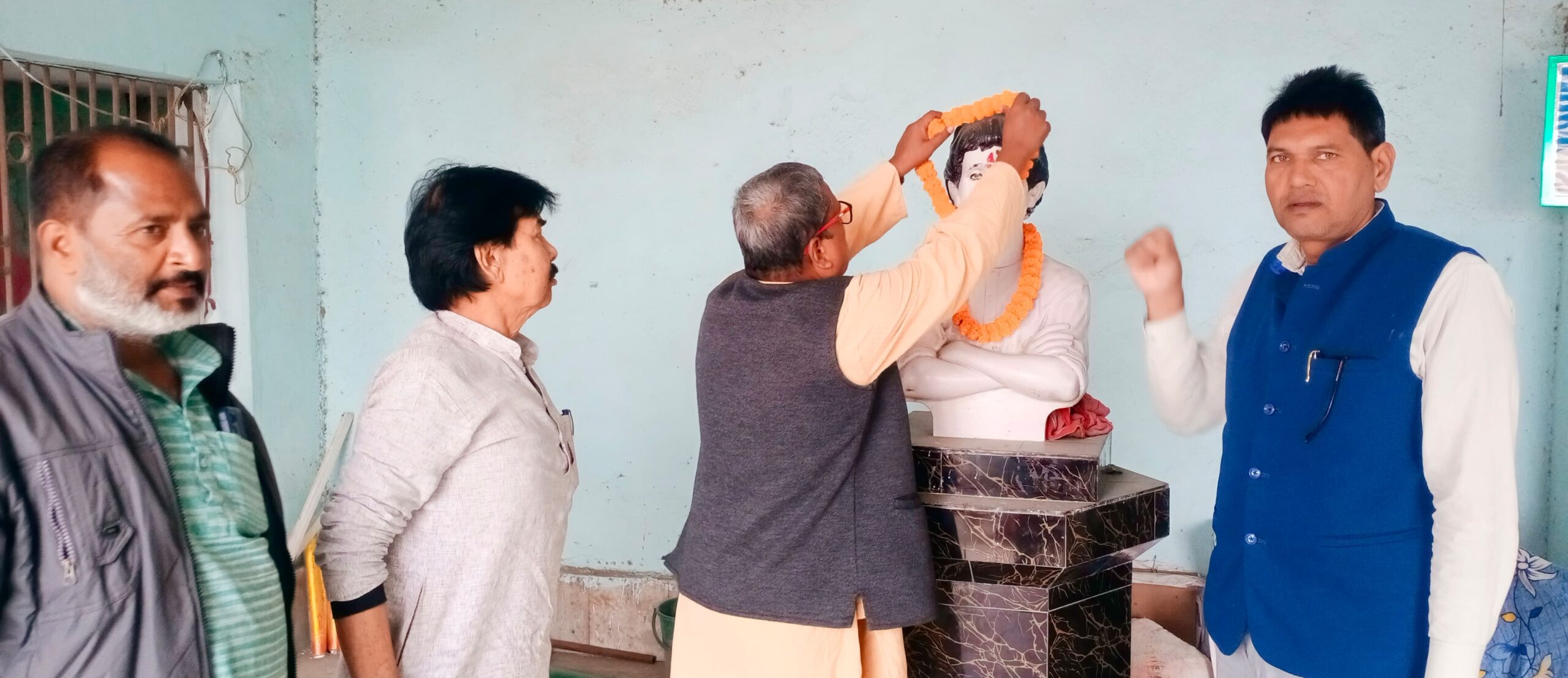 शहीद खुदीराम बोस की प्रतिमा पर भाकपा-माले विधायक दल के नेता ने किया माल्यार्पण