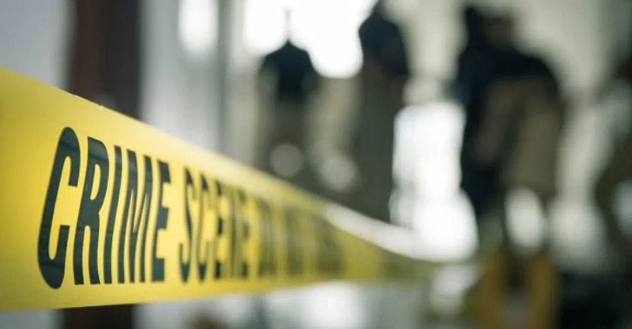 कुख्यात अपराधकर्मी गोलू ठाकुर के रसोइया की बाइक सवार अपराधियो ने गोली मारकर हत्या