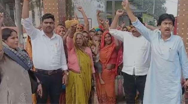 कटिहार में लोन दिलाने के नाम पर फर्जीवाड़ा