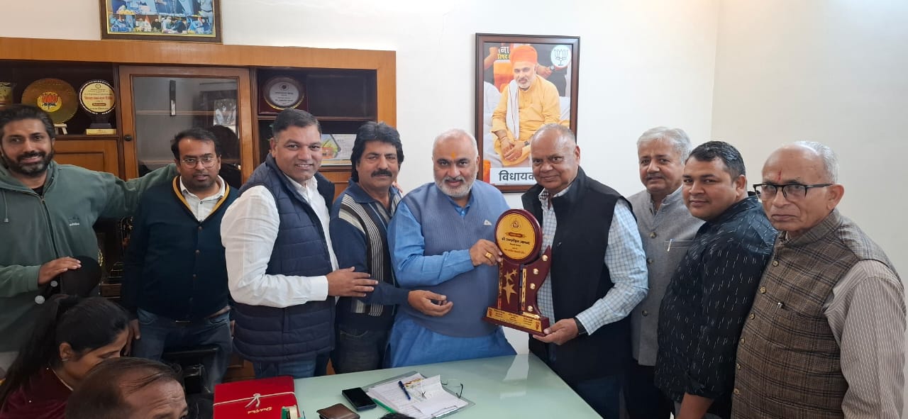 विशिष्ट उपलब्धियों के लिए सीनियर सिटीजन को सम्मानित करेगी सरकार