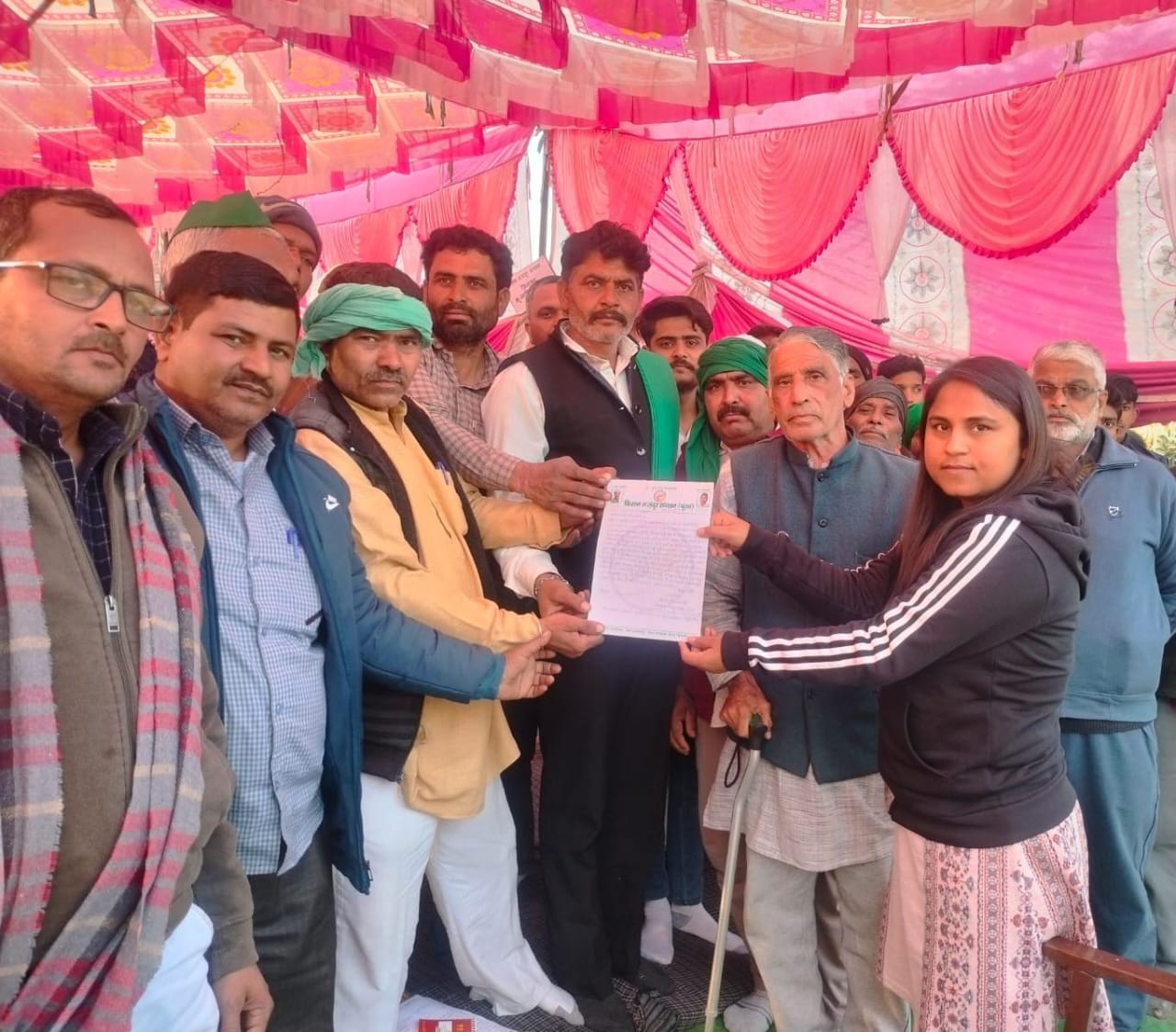 भारतीय किसान यूनियन पूरन ने किया प्रदर्शन