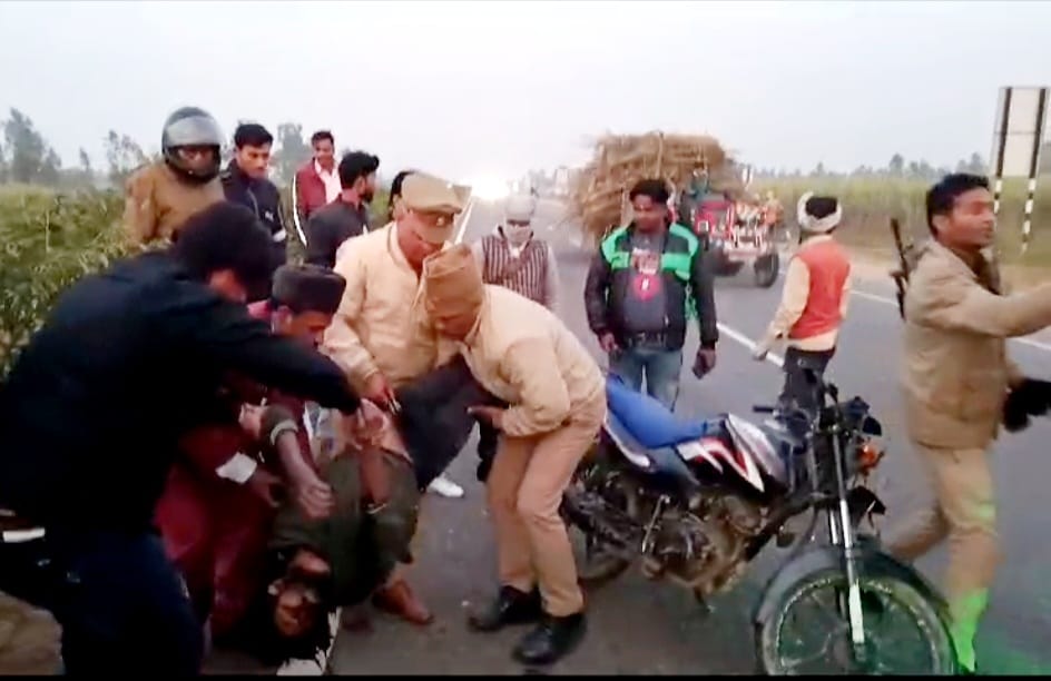 बाइक सवार युवक की मौत