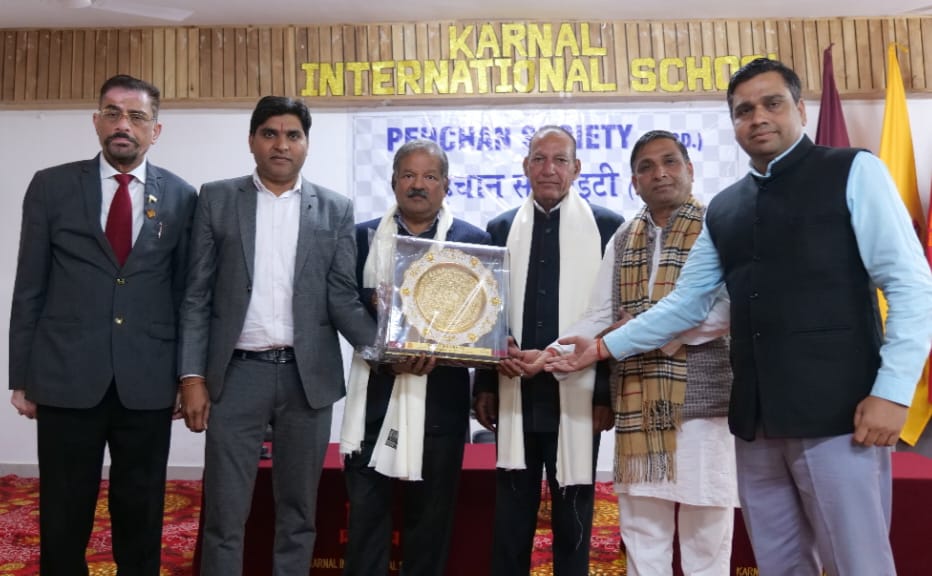 पूर्व डीजीपी हरियाणा ने किया करनाल इंटरनेशनल स्कूल का दौरा: टैलेंट सर्च एग्जामिनेशन के टॉपर्स को किया सम्मानित