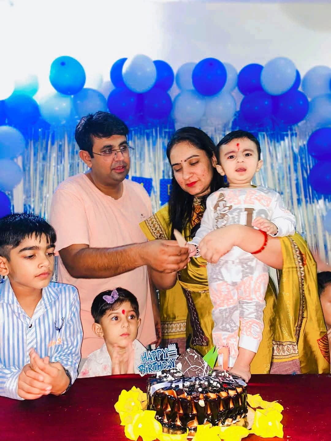 शुभ दिन की शुभकामना, करो प्रिये स्वीकार। उन्नति पथ बढ़ते रहो, स्वप्न करो साकार