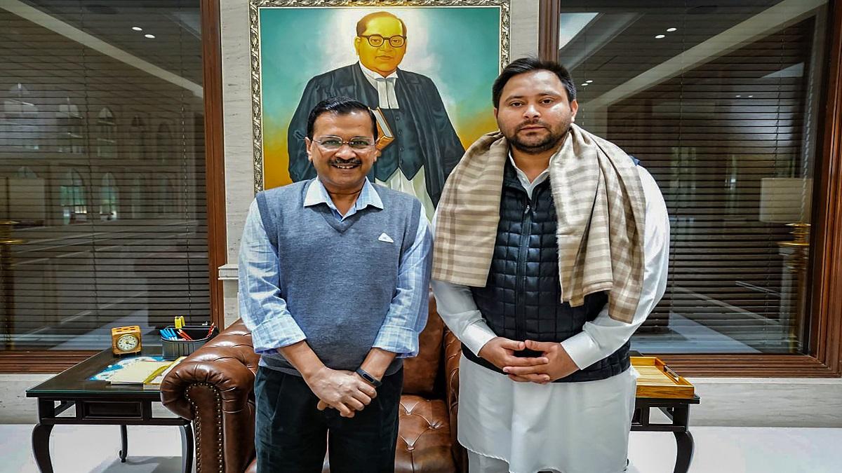 अरविंद केजरीवाल के रास्ते पर तेजस्वी, माई-बहन मान योजना का किया ऐलान 
