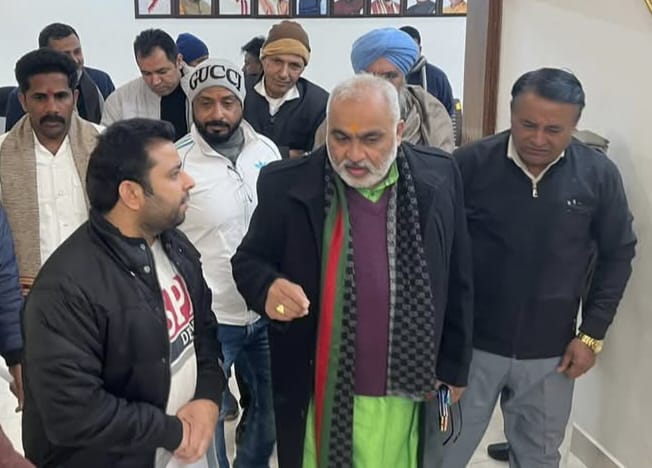 समाधान शिविर में आई शिकायतों का मौके पर ही किया जा रहा है समाधान