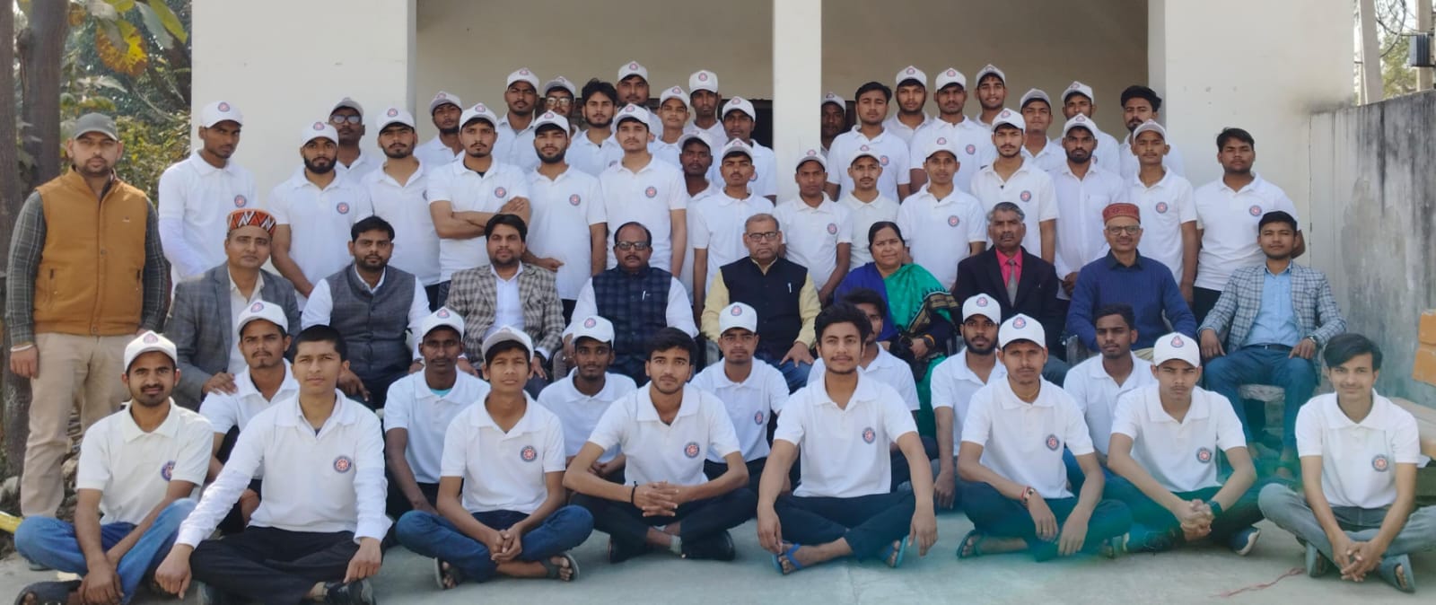 पिपला गांव के प्राथमिक विद्यालय में विशेष शिविर लगा 