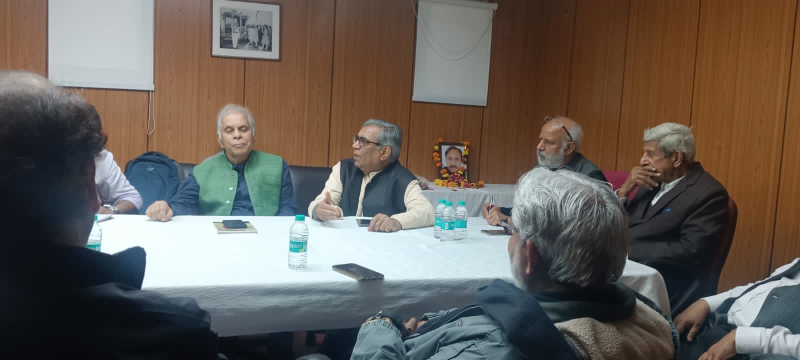 दिल्ली में रविकिरण जैन के संघर्ष को किया गया याद   