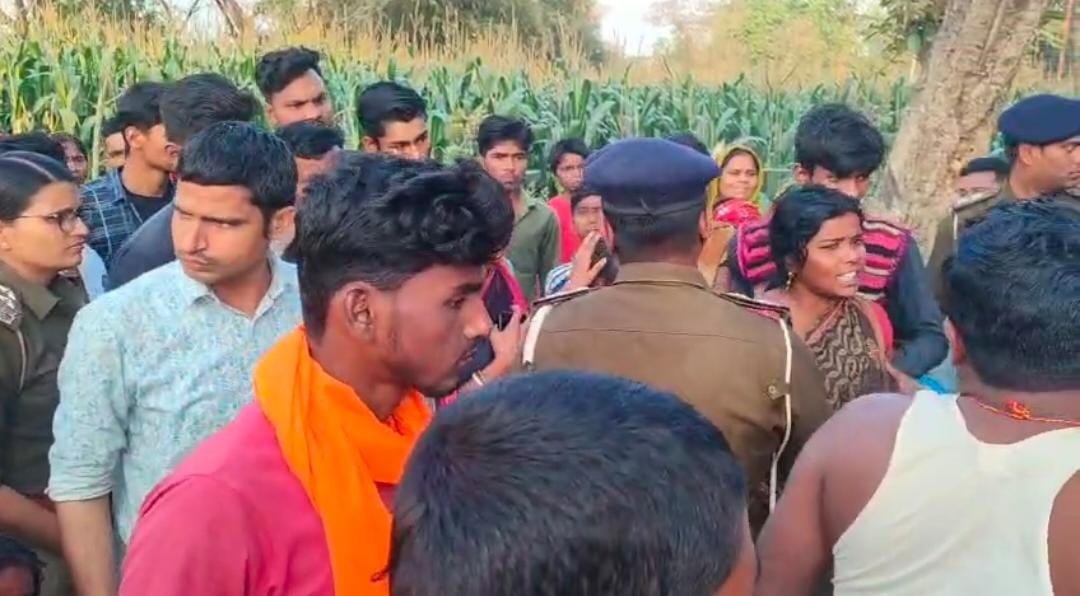 पत्नी को खेत में बुलाकर गला रेतकर हत्या