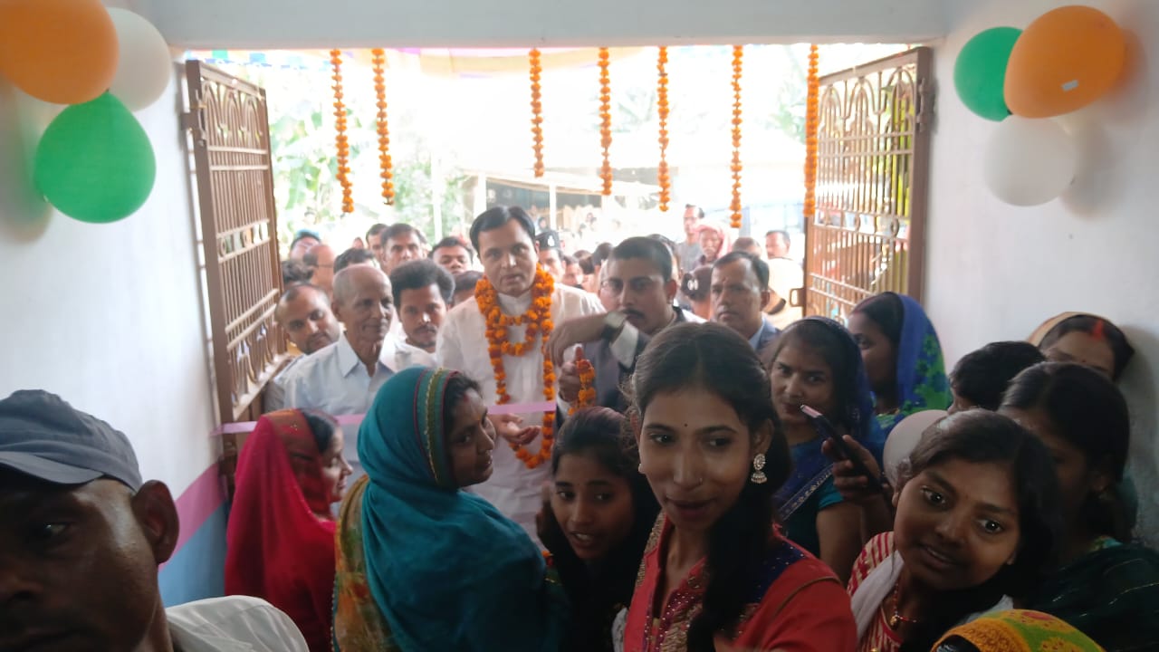 विधायक निरंजन राय ने किया सेंट्रल पब्लिक स्कूल का उद्घाटन
