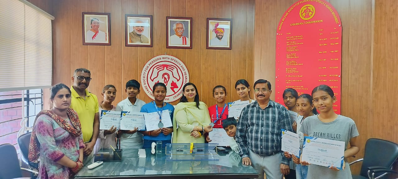 हरियाणा श्रवण एवं वाणी निशक्तजन कल्याण समिति की उपाध्यक्ष एवं चेयरपर्सन श्रीमती मेघा भंडारी जी ने दिव्यांग बच्चों का बढ़ाया हौसला