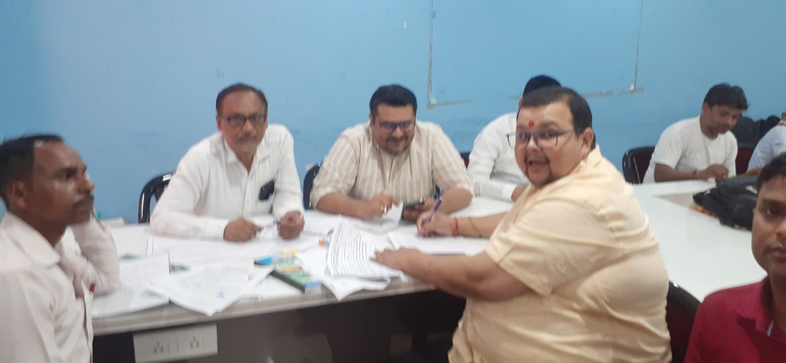 दिव्यांग प्रमाण पत्र बनाने हेतु लगा शिविर