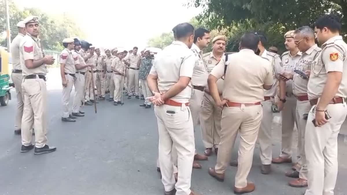 दिल्ली के कापसहेड़ा में युवक की संदिग्ध मौत के हालात तनावपूर्ण