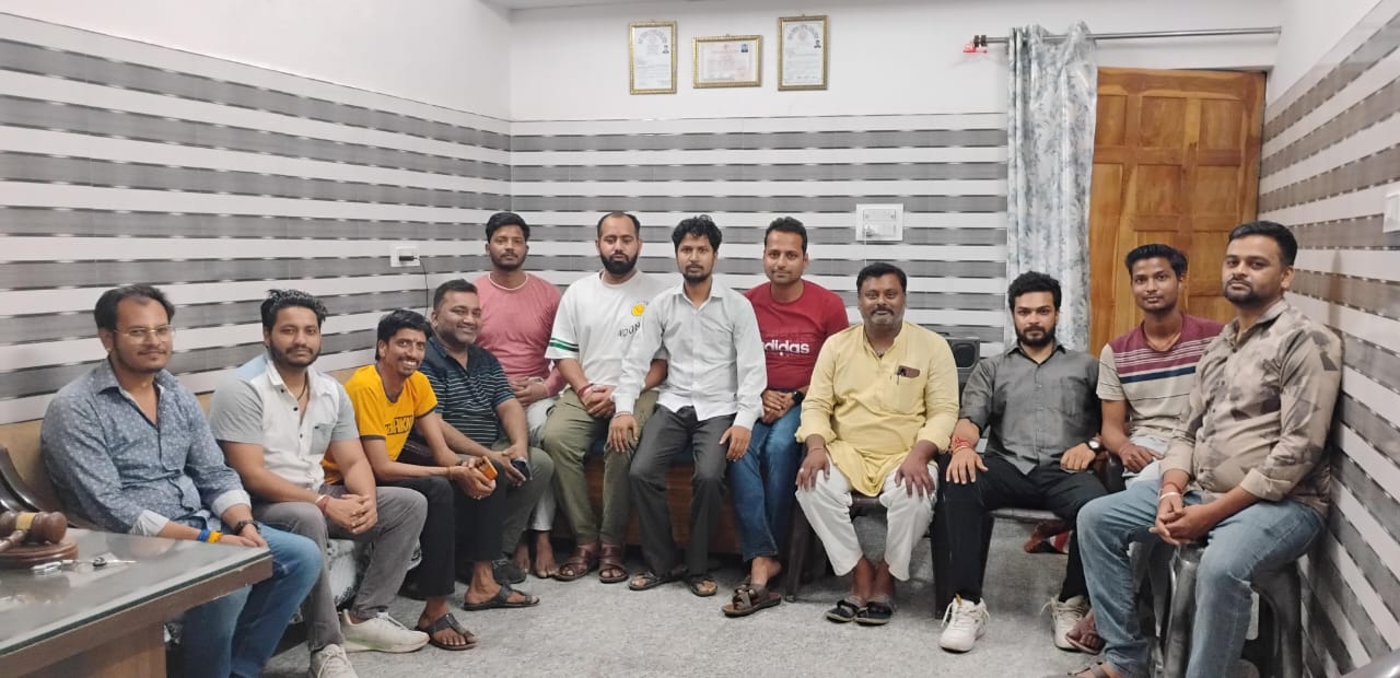 श्रावण मास में होने वाले विशेष कार्यक्रमों के सफल आयोजन को लेकर की चर्चा