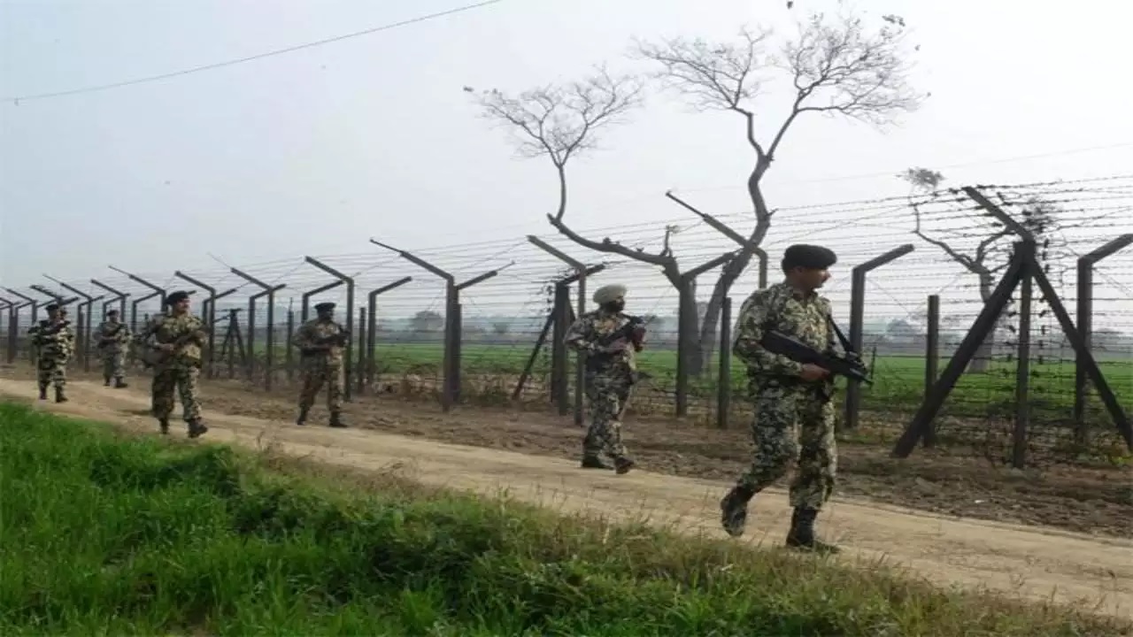 पहलगाम हमले के बाद भारत का सख्त एक्शन, पाकिस्तान से आयात पर पूरी तरह लगाया प्रतिबंध 