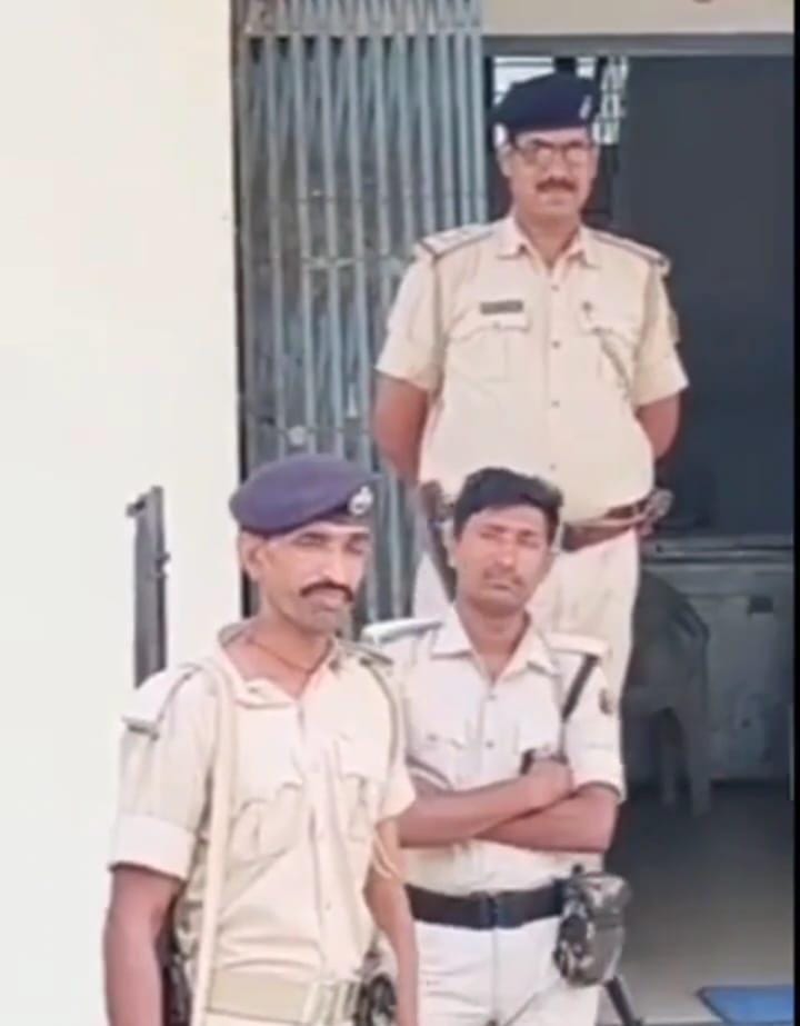 एसएफसी के अकाउंटेंट के 6 ठिकानों पर छापेमारी, कार्यालय दस्तावेजों की भी हुई जांच